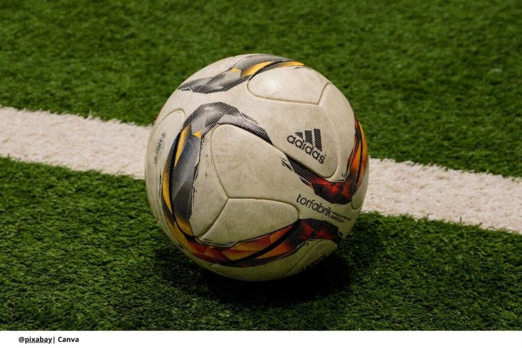 Historia del balón de fútbol: evolución en materiales y tecnología 3 evolución balón de fútbol